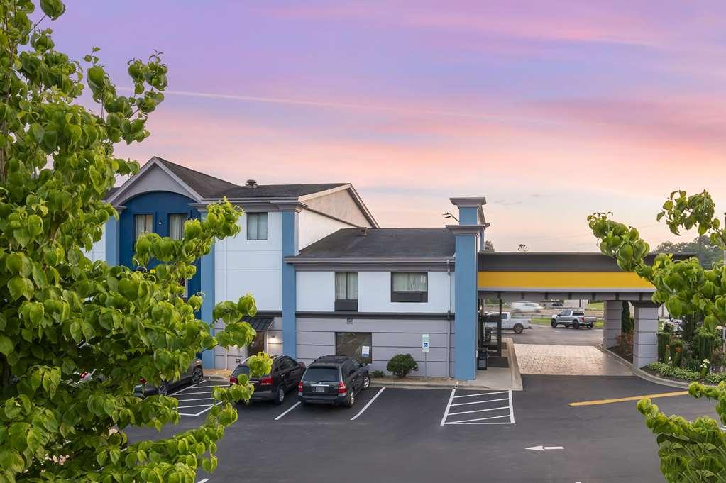 Comfort Inn Asheville East-Blue Ridge Pkwy Access Exteriér fotografie