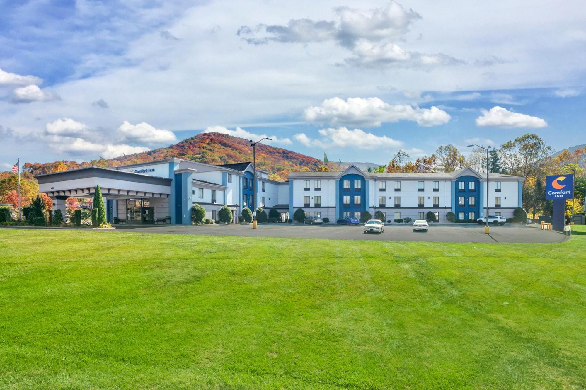 Comfort Inn Asheville East-Blue Ridge Pkwy Access Exteriér fotografie