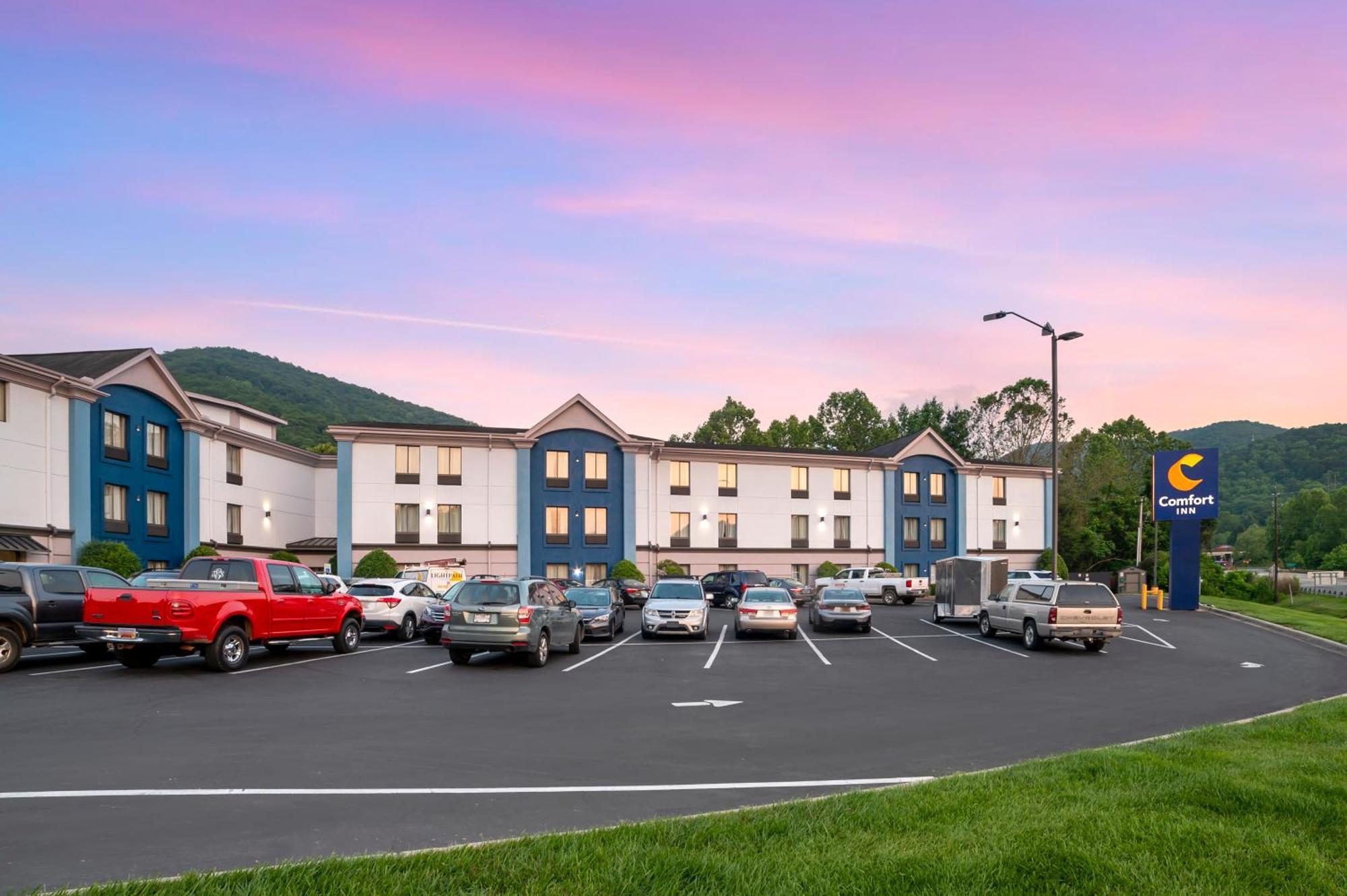 Comfort Inn Asheville East-Blue Ridge Pkwy Access Exteriér fotografie